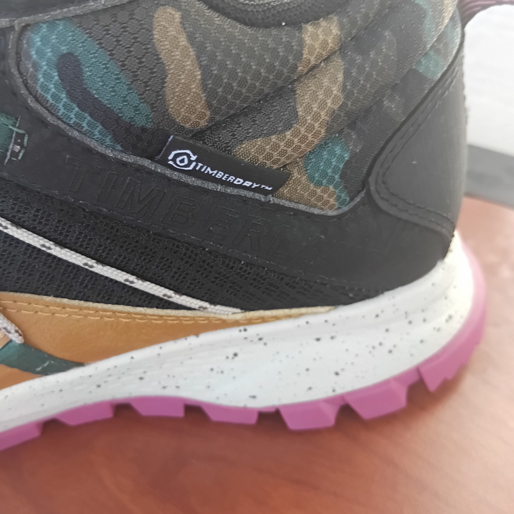 Timberland Women's Black and Pink Hiking Shoes - Picture 13 of 13